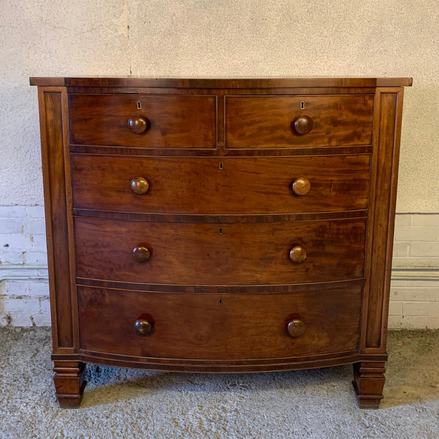 Early Victorian Mahogany Bow Front Chest of Drawers with 3 Long and 2 ...